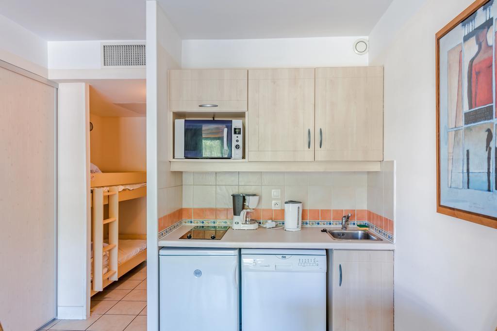 Residence Heliotel Marine - maeva Home Saint-Laurent-du-Var Esterno foto